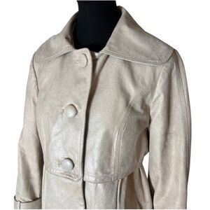 BERNARDO Cream Metallic Leather Swing Jacket Button Closure Pockets Size Medium